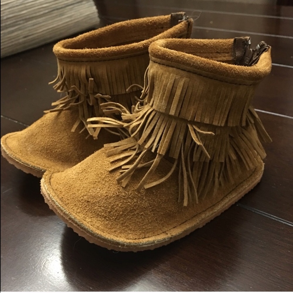Gracious May fringe booties toddler size 6